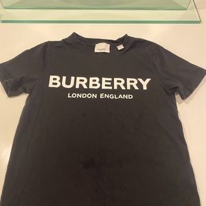 100% authentic Burberry t-shirt size 6y Burberry tag on shirt